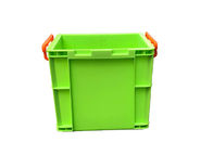 Grüner quadratischer Euro Behälter mit der Blockierung von Deckeln für Turbocharged Lagerung stapelnd