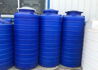 1000L individuell angefertigte Roto-Schimmelbehälter Schwarze Farbe PE vertikaler Wasserspeicher für Landwirtschaft